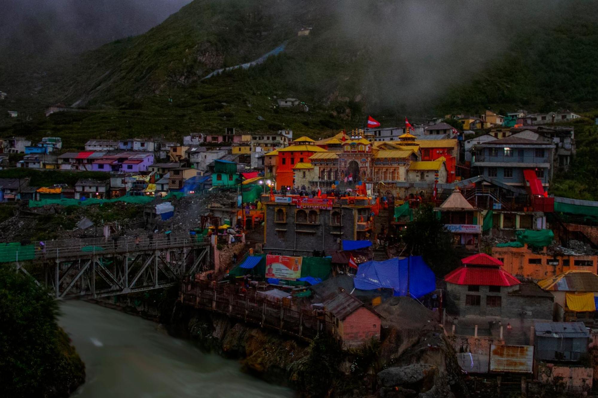 Hotel Amritara The Avadh Badrinath Esterno foto